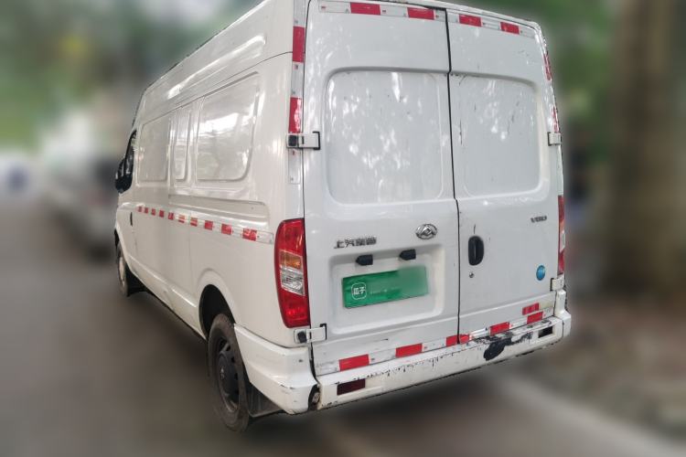 Used SAIC MAXUS Xintu V80 2021 2.0T Manual Classic City Delivery King Long Wheelbase Mid-Roof 3 Seats Rear Left 45 Deg