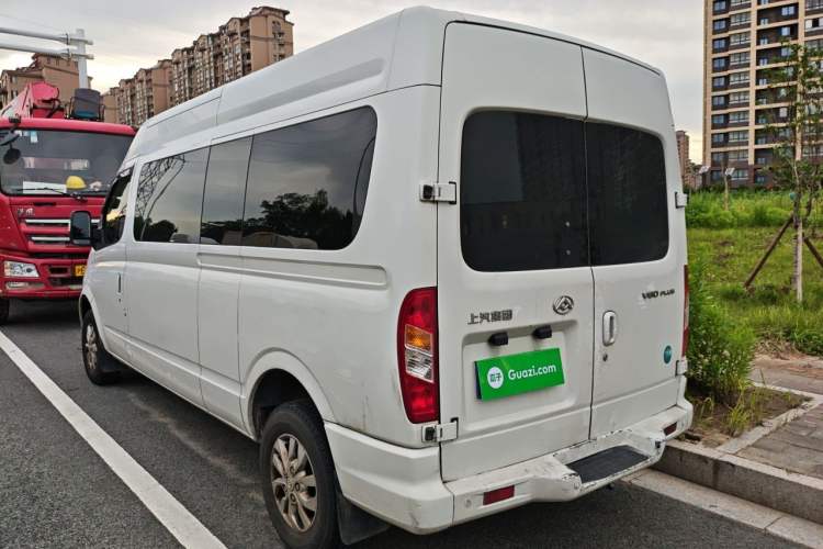 Used SAIC MAXUS Xintu V80 2021 2.0T PLUS Manual All-Around King Long Wheelbase Mid-Roof Variant with 6/7/8/9 Seats Rear Left 45 Deg