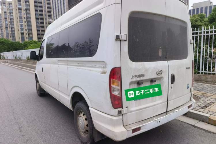 Used SAIC MAXUS Xintu V80 2021 2.0T Manual Classic Aoyuntong 127 PS Mid-axle Mid-roof 6/7/8/9-Seater Rear Left 45 Deg