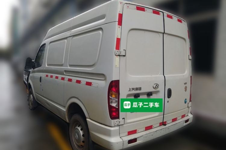 Used SAIC MAXUS Xintu V80 2021 2.0T Manual Classic City Delivery King Short Wheelbase Mid-Roof Design 3 Seats Rear Left 45 Deg