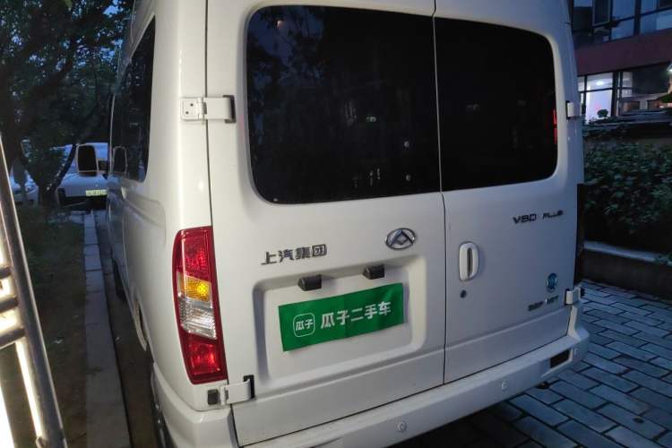 Used SAIC MAXUS Xintu V80 2021 2.0T PLUS AMT All-Rounder Short Wheelbase Mid-Roof 5/6/7/8/9-Seater Rear Left 45 Deg