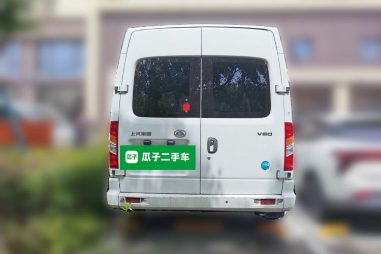 Used SAIC MAXUS Xintu V80 2021 2.0T Manual Classic Aoyuntong 127 PS Mid-axle Mid-roof 6/7/8/9-Seater Rear