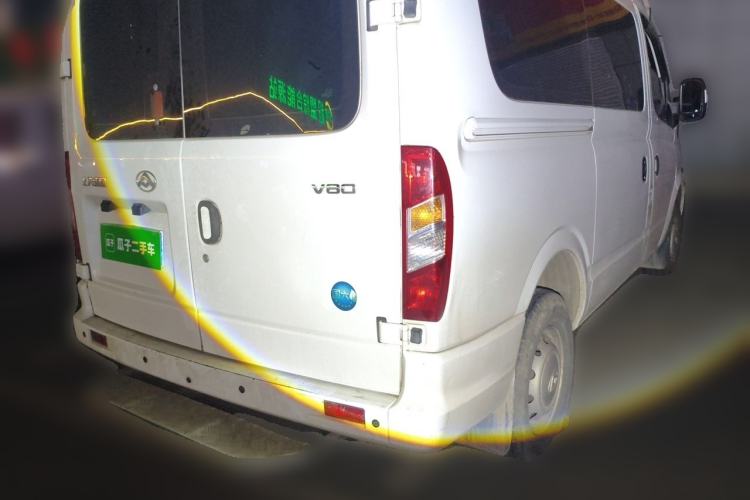 Used SAIC MAXUS Xintu V80 2021 2.0T Manual Classic Aoyuntong Short Wheelbase Mid-Roof 5/6-Seater Rear Right 45 Deg