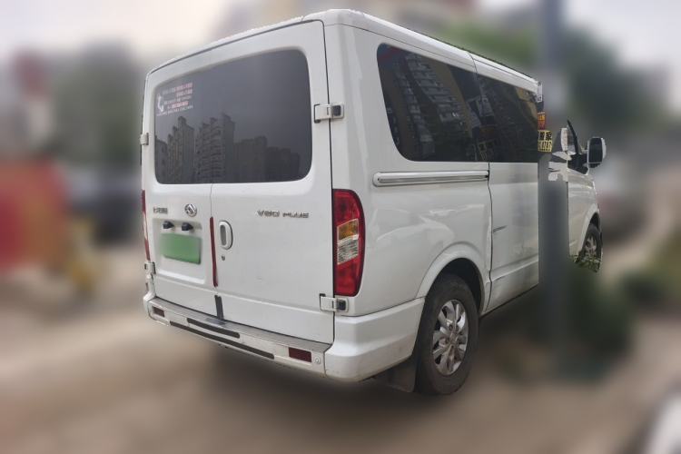 Used SAIC MAXUS Xintu V80 2021 2.0T PLUS Manual City Edition Short Wheelbase Ultra-Low Roof 5/6 Seats Rear Right 45 Deg