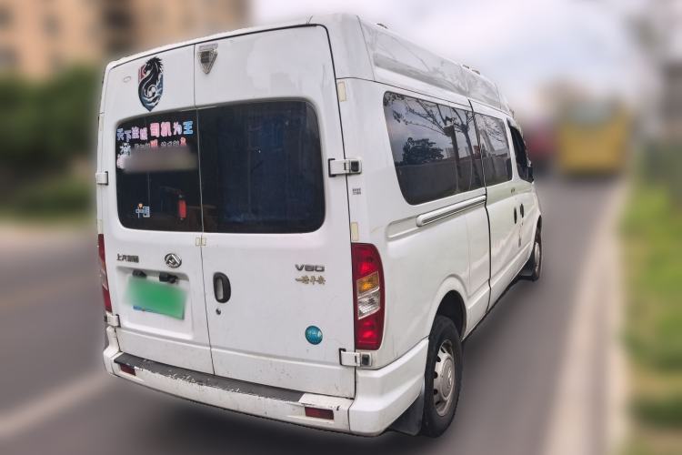 Used SAIC MAXUS Xintu V80 2021 2.0T Manual Classic Aoyuntong 127 PS Mid-axle Mid-roof 6/7/8/9-Seater Rear Right 45 Deg