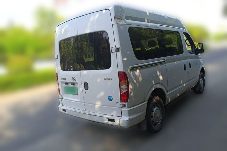 Used SAIC MAXUS Xintu V80 2021 2.0T Manual Classic Aoyuntong Short Wheelbase Mid-Roof 5/6-Seater Rear Right 45 Deg