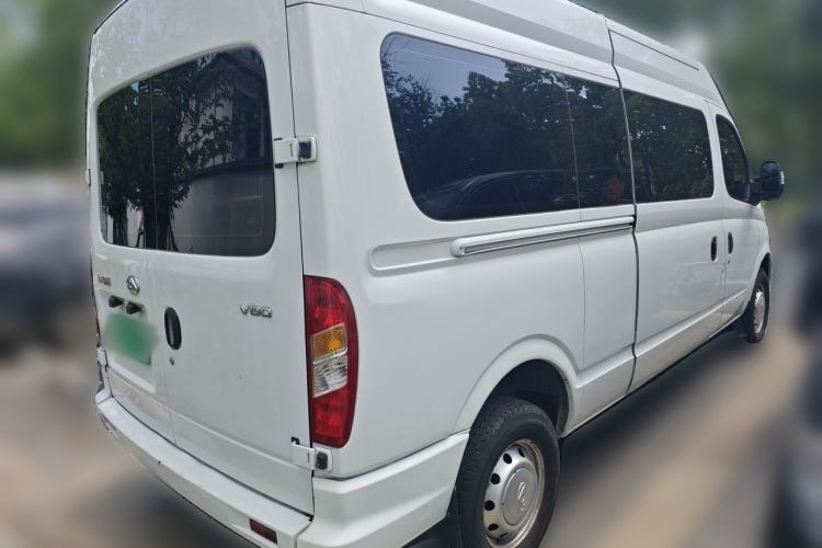 Used SAIC MAXUS Xintu V80 2021 2.0T Manual Classic Aoyuntong Long Wheelbase Mid-Roof 6/7/8/9-Seater Rear Right 45 Deg