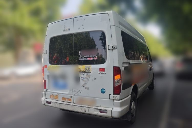 Used SAIC MAXUS Xintu V80 2021 2.0T Manual Classic Aoyuntong Long Wheelbase Mid-Roof 6/7/8/9-Seater Rear Right 45 Deg