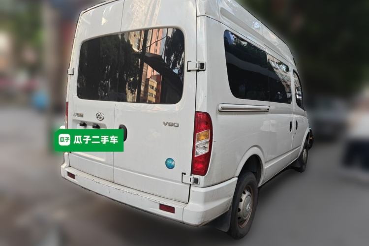 Used SAIC MAXUS Xintu V80 2021 2.0T Manual Classic Aoyuntong Short Wheelbase Mid-Roof 5/6-Seater Rear Right 45 Deg