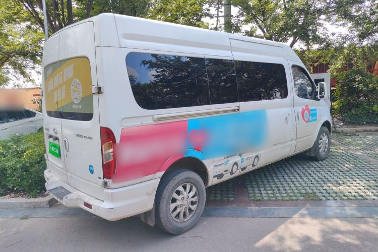 Used SAIC MAXUS Xintu V80 2021 2.0T PLUS Manual - Aoyuntong Long Wheelbase Mid-Roof Available in 6/7/8/9-Seater Configurations Rear Right 45 Deg