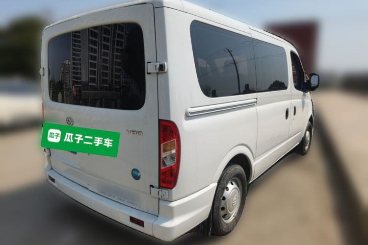 Used SAIC MAXUS Xintu V80 2021 2.0T Manual Classic Aoyuntong Short Wheelbase Ultra-Low Roof 5/6-Seater Rear Right 45 Deg