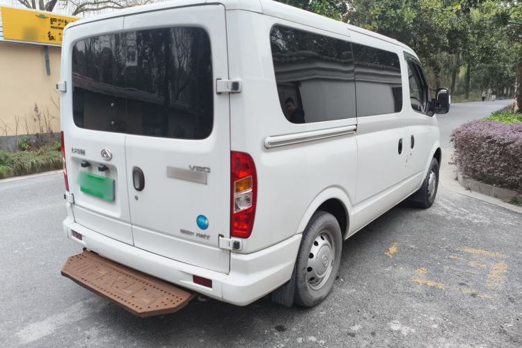 Used SAIC MAXUS Xintu V80 2021 2.0T AMT Classic Aoyuntong Short Wheelbase Ultra-Low Roof 5/6-Seater Rear Right 45 Deg