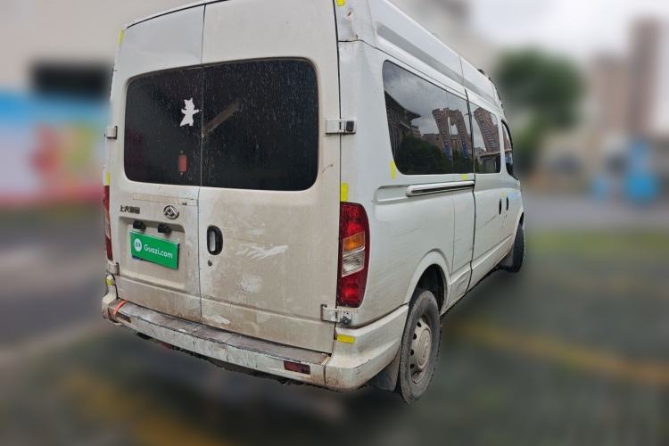 Used SAIC MAXUS Xintu V80 2021 2.0T Manual Classic Aoyuntong 127 PS Mid-axle Mid-roof 6/7/8/9-Seater Rear Right 45 Deg