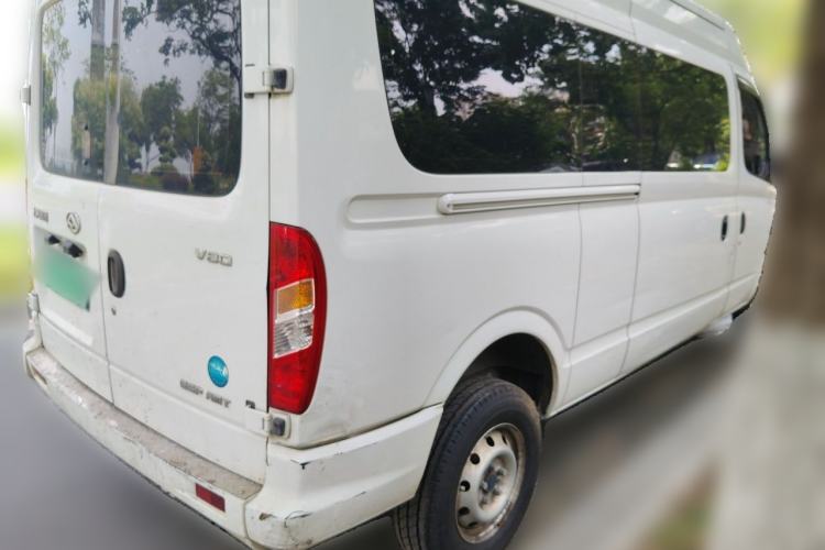Used SAIC MAXUS Xintu V80 2021 2.0T AMT Classic Aoyuntong Long Wheelbase Mid-Roof 6/7/8/9-Seater Rear Right 45 Deg