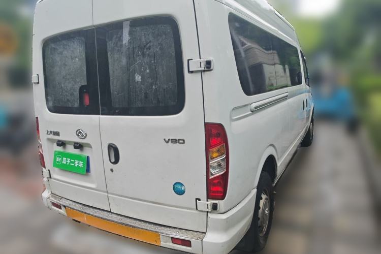 Used SAIC MAXUS Xintu V80 2021 2.0T Manual Classic City Delivery King Long Wheelbase High Roof 3 Seats Rear Right 45 Deg