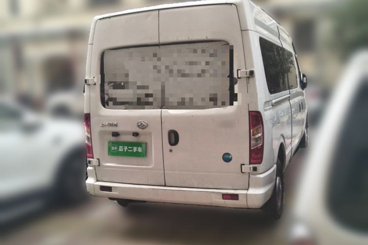 Used SAIC MAXUS Xintu V80 2021 2.0T Manual Classic Aoyuntong Long Wheelbase Mid-Roof 6/7/8/9-Seater Rear Right 45 Deg
