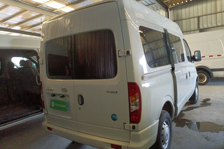 Used SAIC MAXUS Xintu V80 2021 2.0T Manual Classic Aoyuntong Short Wheelbase Mid-Height 7/8/9-Seater Rear Right 45 Deg