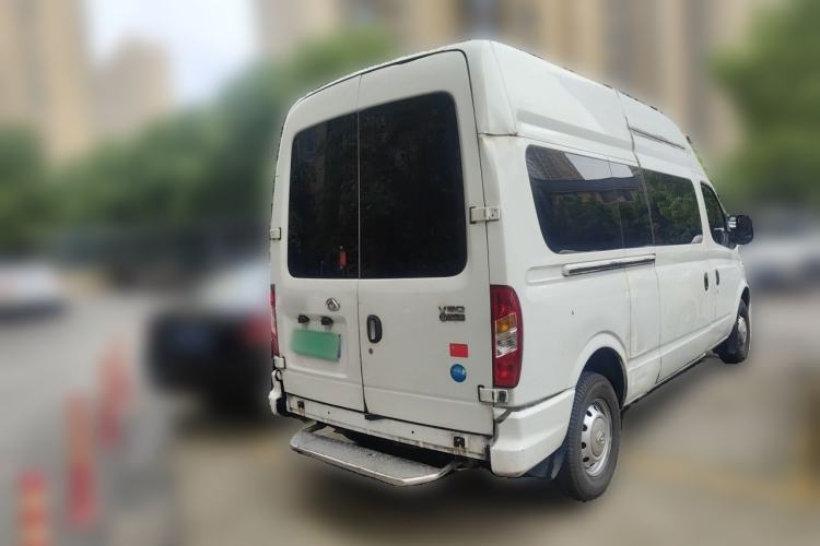 Used SAIC MAXUS Xintu V80 2021 2.0T Manual Classic Aoyuntong Long Wheelbase High-Roof 6/7/8/9-Seater Rear Right 45 Deg