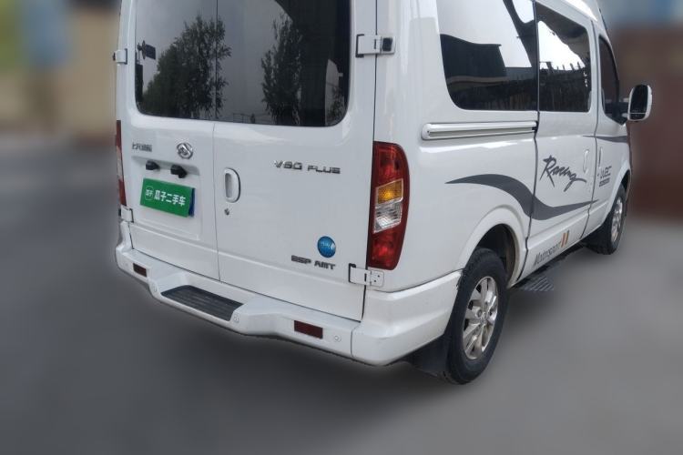 Used SAIC MAXUS Xintu V80 2021 2.0T PLUS AMT Aoyuntong Short-Wheelbase Mid-Roof 5/6-Seater Rear Right 45 Deg