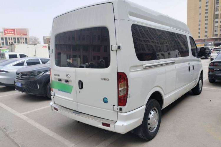 Used SAIC MAXUS Xintu V80 2021 2.0T Manual Classic Aoyuntong 127 PS Mid-axle Mid-roof 6/7/8/9-Seater Rear Right 45 Deg