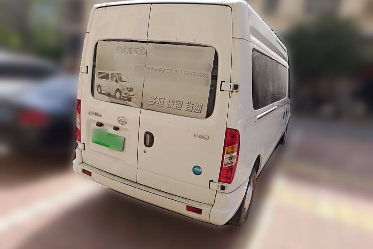 Used SAIC MAXUS Xintu V80 2021 2.0T Manual Classic Aoyuntong Long Wheelbase Mid-Roof 6/7/8/9-Seater Rear Right 45 Deg