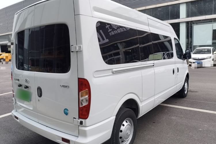 Used SAIC MAXUS Xintu V80 2021 2.0T Manual Classic Aoyuntong Long Wheelbase Mid-Roof 6/7/8/9-Seater Rear Right 45 Deg