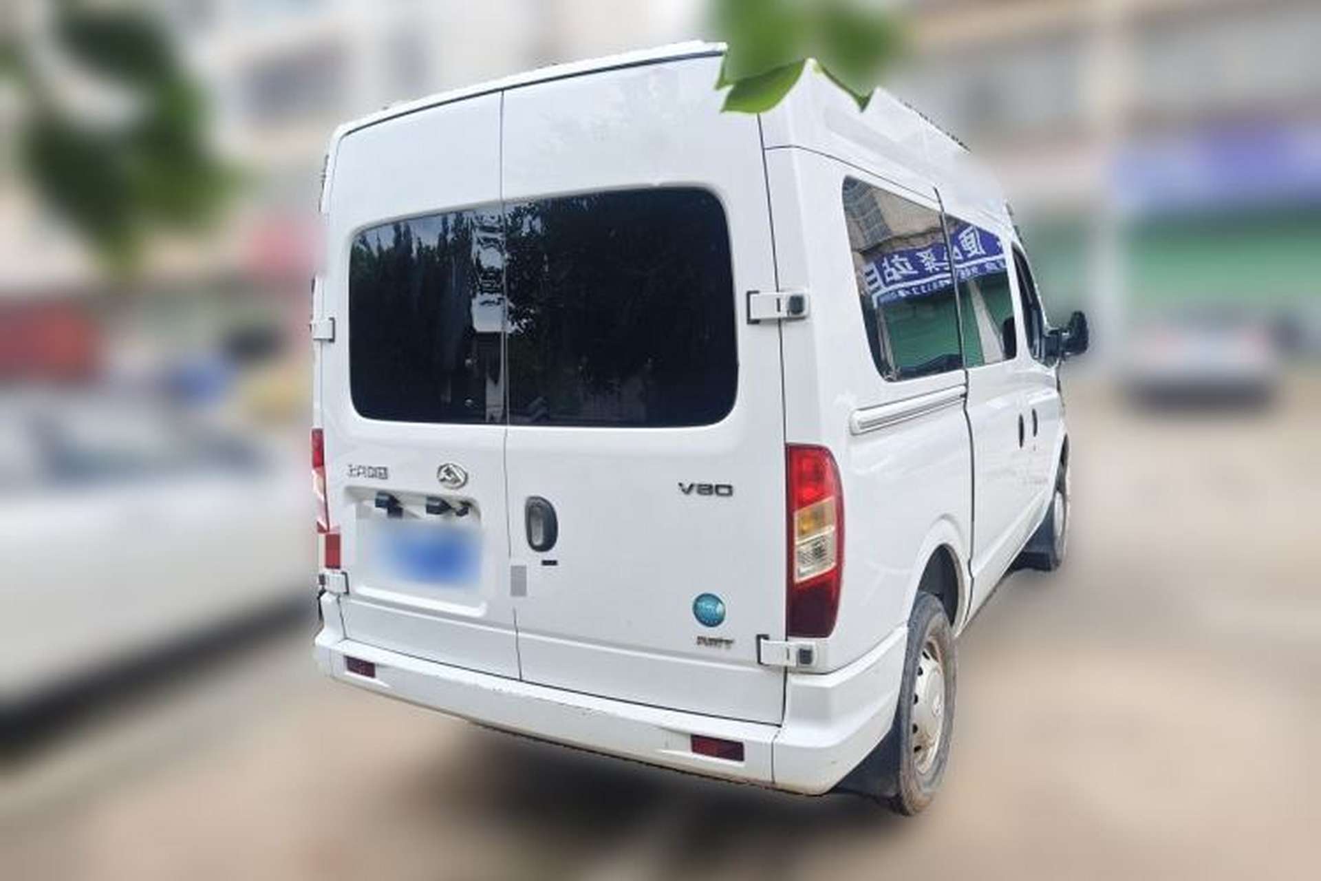 Used SAIC MAXUS Xintu V80 2021 2.0T AMT Classic Aoyuntong Short Wheelbase Mid-Roof 5/6-Seater Rear Right 45 Deg