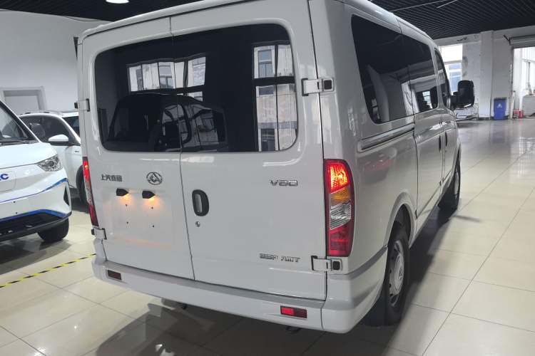 Used SAIC MAXUS Xintu V80 2021 2.0T PLUS AMT City Edition Short Wheelbase Ultra-Low Roof 5/6-Seater Rear Right 45 Deg