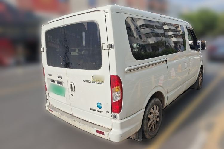 Used SAIC MAXUS Xintu V80 2021 2.0T PLUS AMT City Edition Short Wheelbase Ultra-Low Roof 5/6-Seater Rear Right 45 Deg