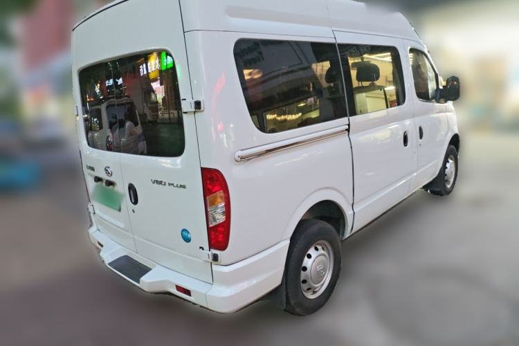 Used SAIC MAXUS Xintu V80 2021 2.0T PLUS Manual All-Around King Short Wheelbase Mid-Roof Variant—5/6/7/8/9-Seater Rear Right 45 Deg