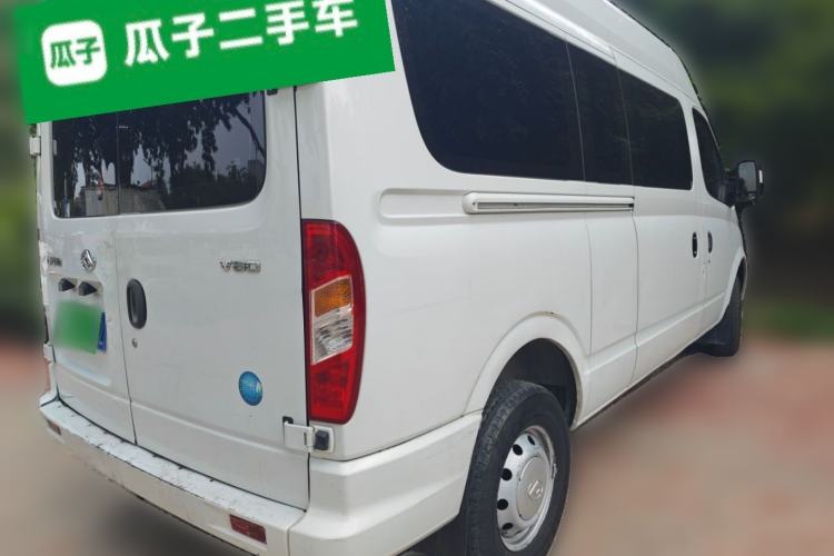 Used SAIC MAXUS Xintu V80 2021 2.0T Manual Classic Aoyuntong 139 PS Mid-axle Mid-roof 6/7/8/9-Seater Rear Right 45 Deg