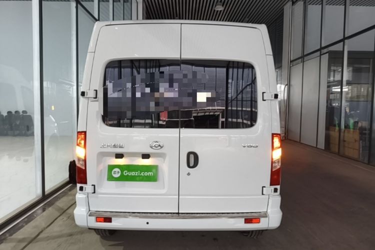 Used SAIC MAXUS Xintu V80 2021 2.0T Manual Classic Aoyuntong Long Wheelbase Mid-Roof 6/7/8/9-Seater Rear