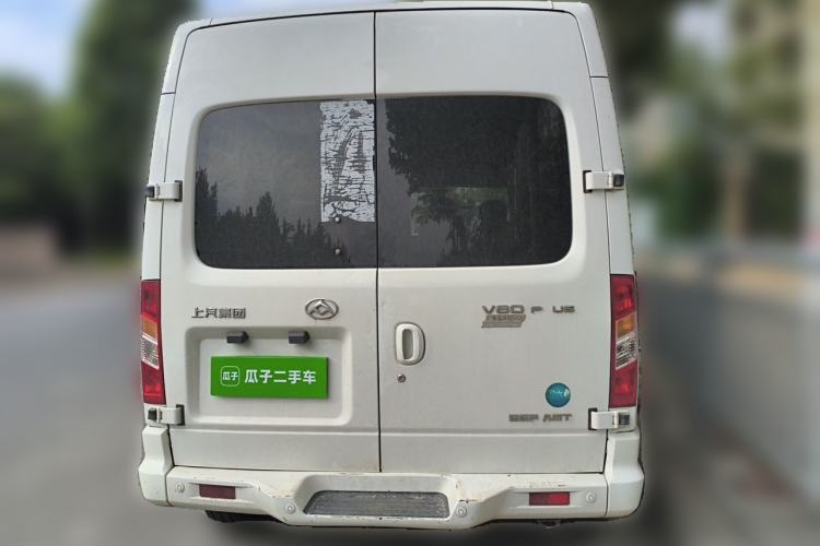 Used SAIC MAXUS Xintu V80 2021 2.0T PLUS AMT All-in-One King Long Wheelbase Mid-Roof Design—6/7/8/9-Seater Rear