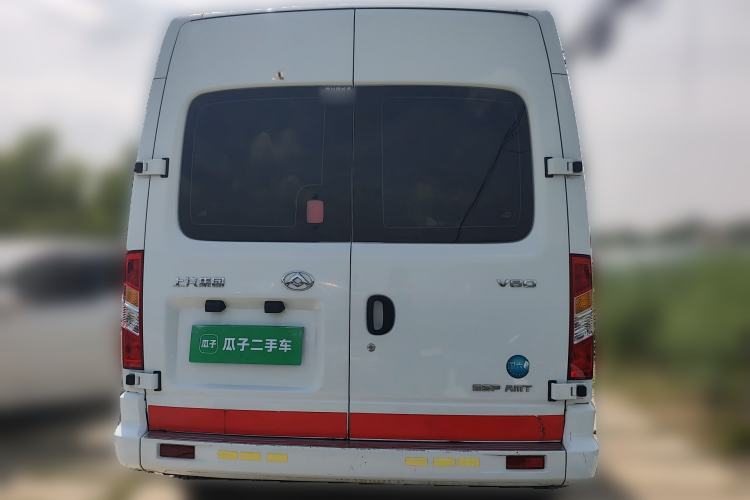 Used SAIC MAXUS Xintu V80 2021 2.0T AMT Classic Aoyuntong Short Wheelbase Mid-Roof 5/6-Seater Rear