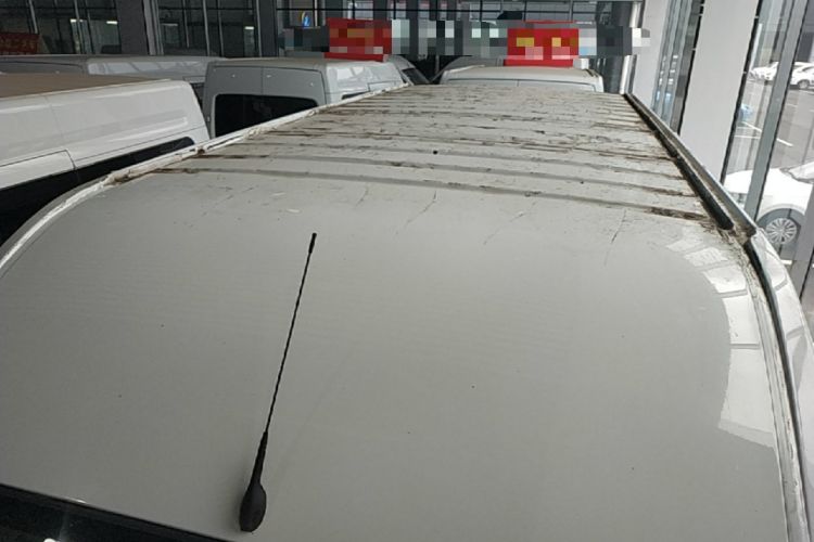 Used SAIC MAXUS Xintu V80 2021 2.0T Manual Classic Aoyuntong 127 PS Mid-axle Mid-roof 6/7/8/9-Seater Roof