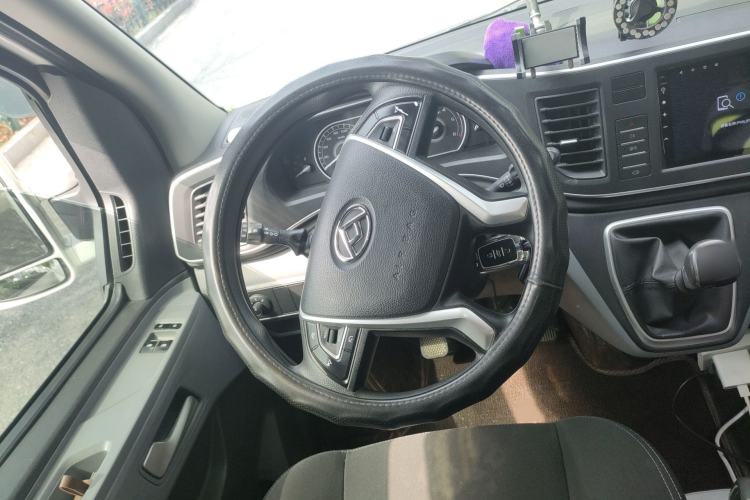 Used SAIC MAXUS Xintu V80 2021 2.0T PLUS Manual City Edition Short Wheelbase Ultra-Low Roof 5/6 Seats Steering Wheel
