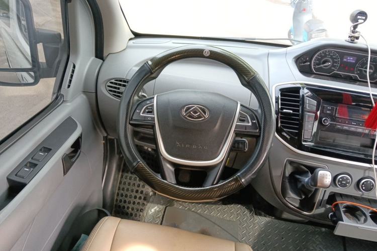 Used SAIC MAXUS Xintu V80  Steering Wheel