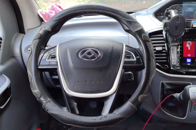 Used SAIC MAXUS Xintu V80 2021 2.0T City Distribution King 10th Anniversary Edition Steering Wheel