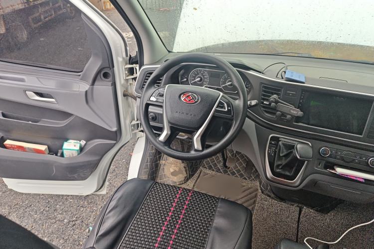 Used SAIC MAXUS Xintu V80 2021 2.0T PLUS AMT All-Rounder Long Wheelbase High-Roof 6/7/8/9-Seater Steering Wheel