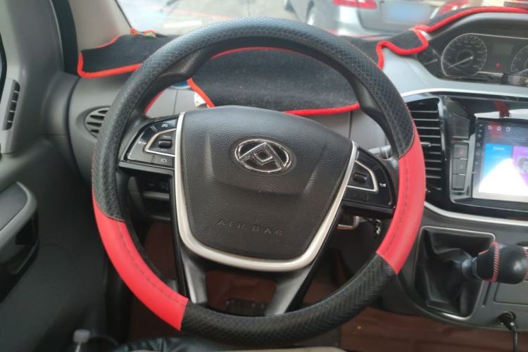 Used SAIC MAXUS Xintu V80 2021 2.0T Manual Classic Aoyuntong Long Wheelbase Mid-Roof 6/7/8/9-Seater Steering Wheel