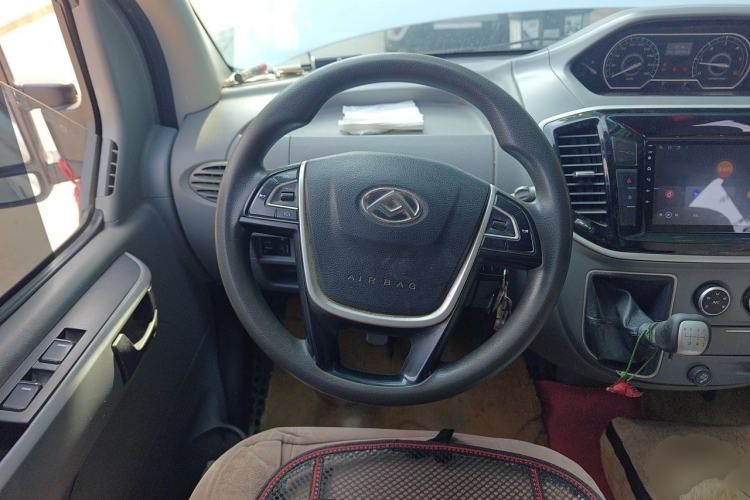 Used SAIC MAXUS Xintu V80  Steering Wheel