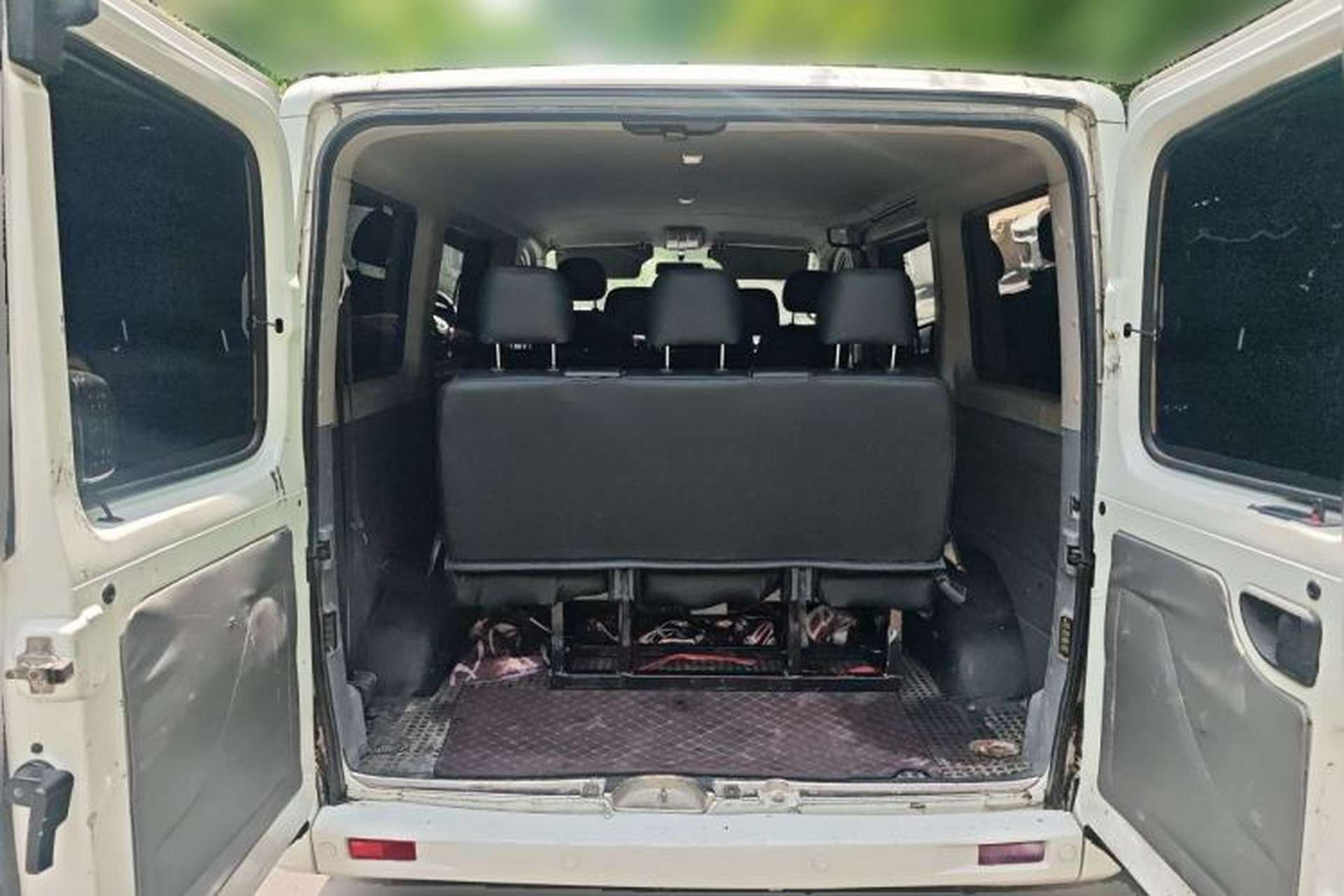 Used SAIC MAXUS Xintu V80 2021 2.0T Manual Classic Aoyuntong Short Wheelbase Ultra-Low Roof 5/6-Seater Trunk