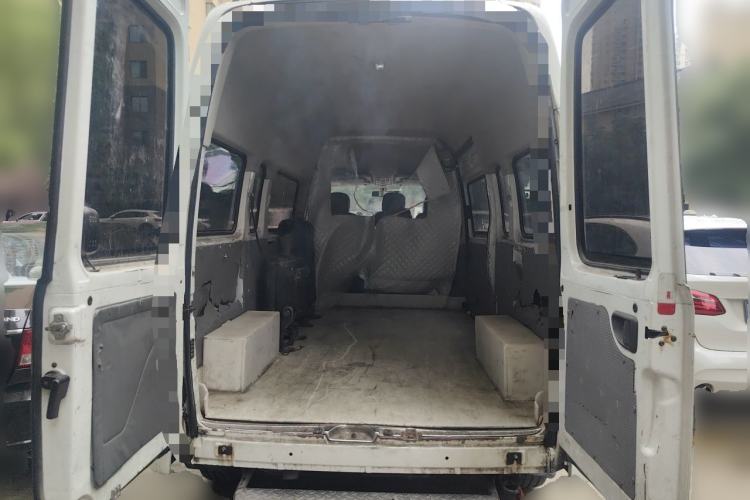 Used SAIC MAXUS Xintu V80 2021 2.0T Manual Classic Aoyuntong Long Wheelbase High-Roof 6/7/8/9-Seater Trunk