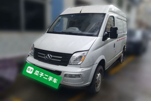Used SAIC MAXUS Xintu V80 2021 2.0T Manual Classic City Delivery King Short Wheelbase Mid-Roof Design 3 Seats