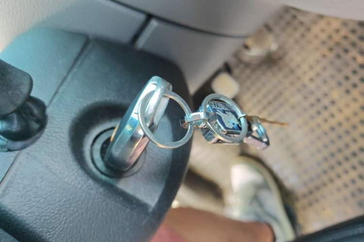 Used SAIC MAXUS Xintu V80  Vehicle Key