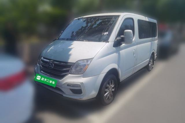 Used SAIC MAXUS Xintu V80 2021 2.0T PLUS AMT Urban Edition, short wheelbase, extra-low roof, 5-seat diesel version