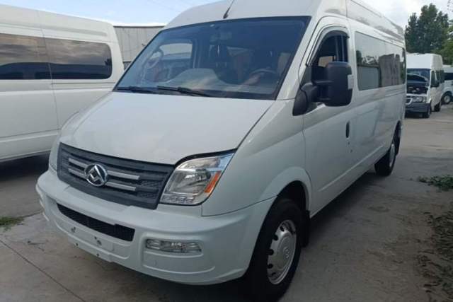 Used SAIC MAXUS Xintu V80 2021 2.0T Manual Classic Aoyuntong Long Wheelbase Mid-Roof 6/7/8/9-Seater