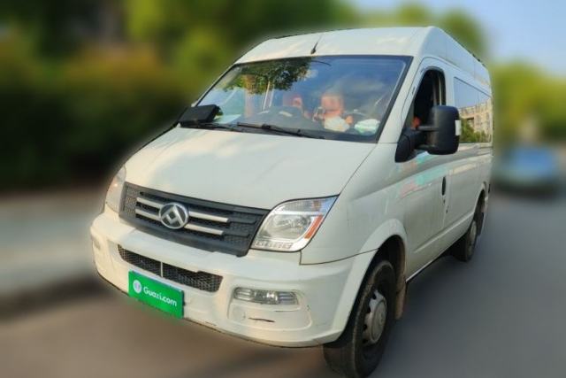 Used SAIC MAXUS Xintu V80 2021 2.0T Manual Classic Aoyuntong Short Wheelbase Mid-Roof 5/6-Seater