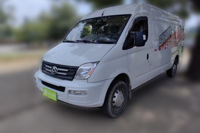 Used SAIC MAXUS Xintu V80 2021 2.0T Manual Classic City Delivery King Long Wheelbase Mid-Roof 3 Seats