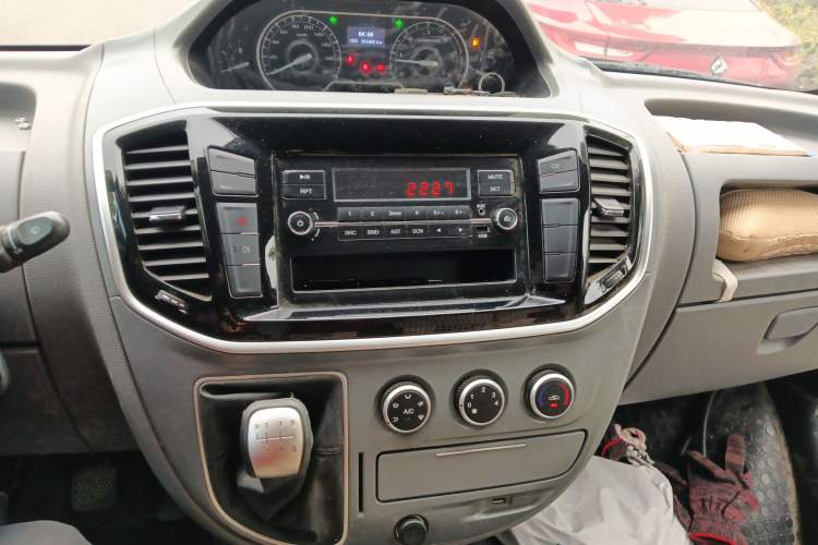 Used SAIC MAXUS Xintu V80  Audio And AC Panel